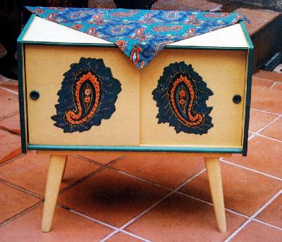 relooking meubles et objets,surcyclage,meubles peints,mobilier 100% recyclés,specialiste meuble peint depuis 1997,spécialiste meuble peint 