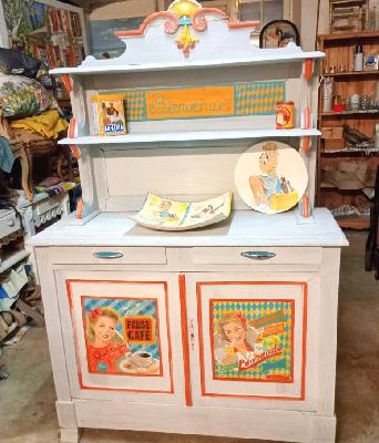 vaisselier pin up relook&eacute;,&eacute;co design meubles, meubles peints  100% recycl&eacute;s , upcycling meubles et objets ,meubles relook&eacute;s, upcycling, tapisserie d'ameublement, d&eacute;cors peints, relooking de meubles , mobiliers seconde main ,upcycling  , &eacute;conomie circulaire, tapisserie d&rsquo;ameublement, r&eacute;paration de meubles, r&eacute;novation de meubles, architecture d&rsquo;int&eacute;rieure &eacute;co responsable, artisans d&rsquo;art  