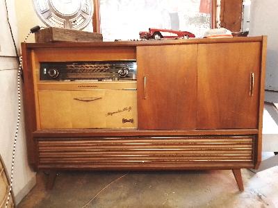  brocante, meubles occasion, objets et meubles vintage, &eacute;co design meubles, meubles peints  100% recycl&eacute;s , upcycling meubles et objets ,meubles relook&eacute;s, upcycling, tapisserie d'ameublement, d&eacute;cors peints, relooking de meubles , mobiliers seconde main ,upcycling  , &eacute;conomie circulaire, tapisserie d&rsquo;ameublement, r&eacute;paration de meubles, r&eacute;no