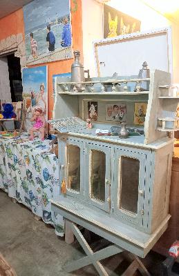 eco design,meubles relook&eacute;s,upcycling,tapisserie d'ameublement,d&eacute;cors peints,relooking de meubles