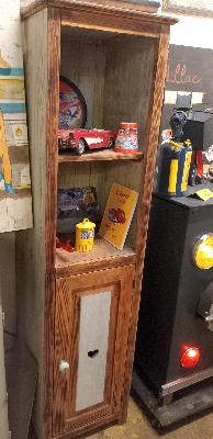 &eacute;co design meubles, meubles peints  100% recycl&eacute;s , upcycling meubles et objets ,meubles relook&eacute;s, upcycling, tapisserie d'ameublement, d&eacute;cors peints, relooking de meubles , mobiliers seconde main ,upcycling  , &eacute;conomie circulaire, tapisserie d&rsquo;ameublement, r&eacute;paration de meubles, r&eacute;novation de meubles, architecture d&rsquo;int&eacute;rieure &eacute;co responsable, artisans d&rsquo;art ,comptoir zingu&eacute; recycle 