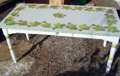 relooking meubles et objets,surcyclage,meubles peints,mobilier 100% recyclés,